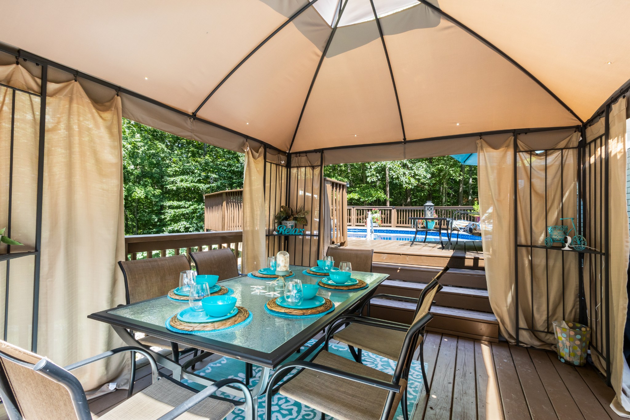 a view of a outdoor seating area with furniture