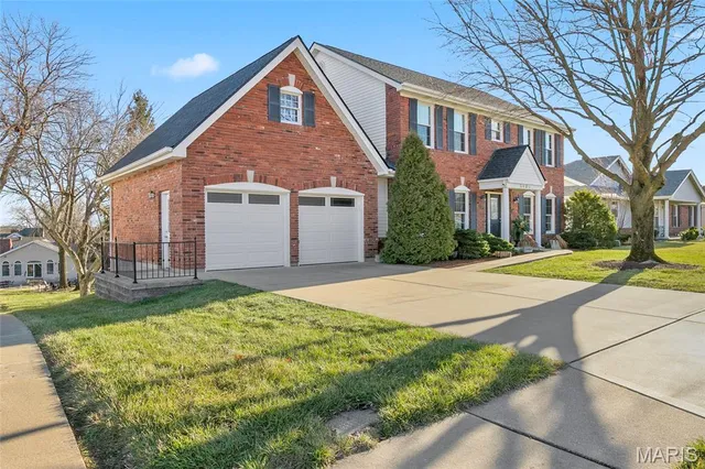 $480,000 | 3430 Riverchase Parkway, St. Charles, MO 63301