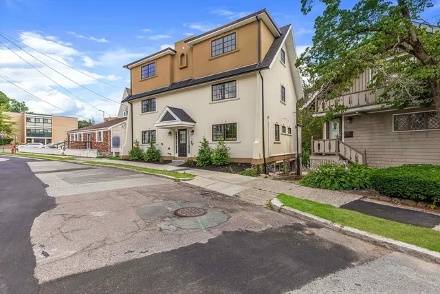 $719,900 | 8 Crystal Street, Unit 2, Melrose, MA 02176