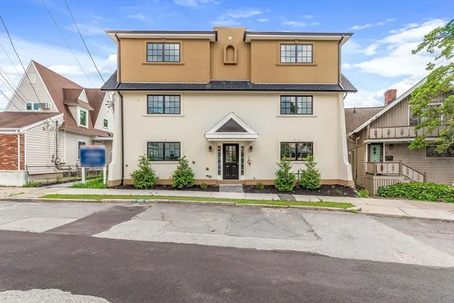 $719,900 | 8 Crystal Street, Unit 2, Melrose, MA 02176