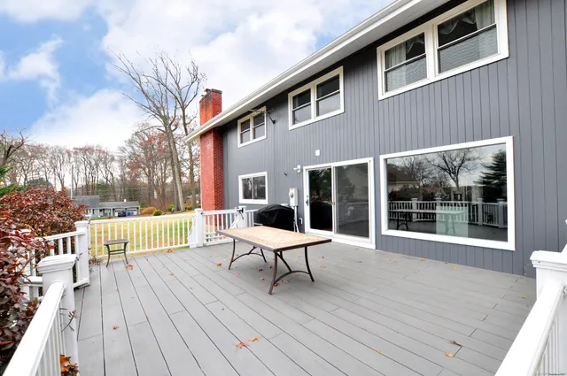 $569,900 | 114 El Toro Drive, Bristol, CT 06010