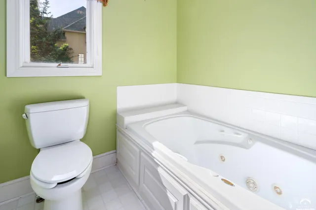 $759,900 | 3700 Quail Creek Court, Lawrence, KS 66047