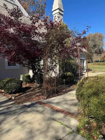 $759,900 | 3700 Quail Creek Court, Lawrence, KS 66047