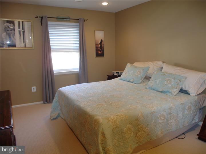 72 Farnwood Road Mount Laurel, NJ 08054 - Photo 14 of 20