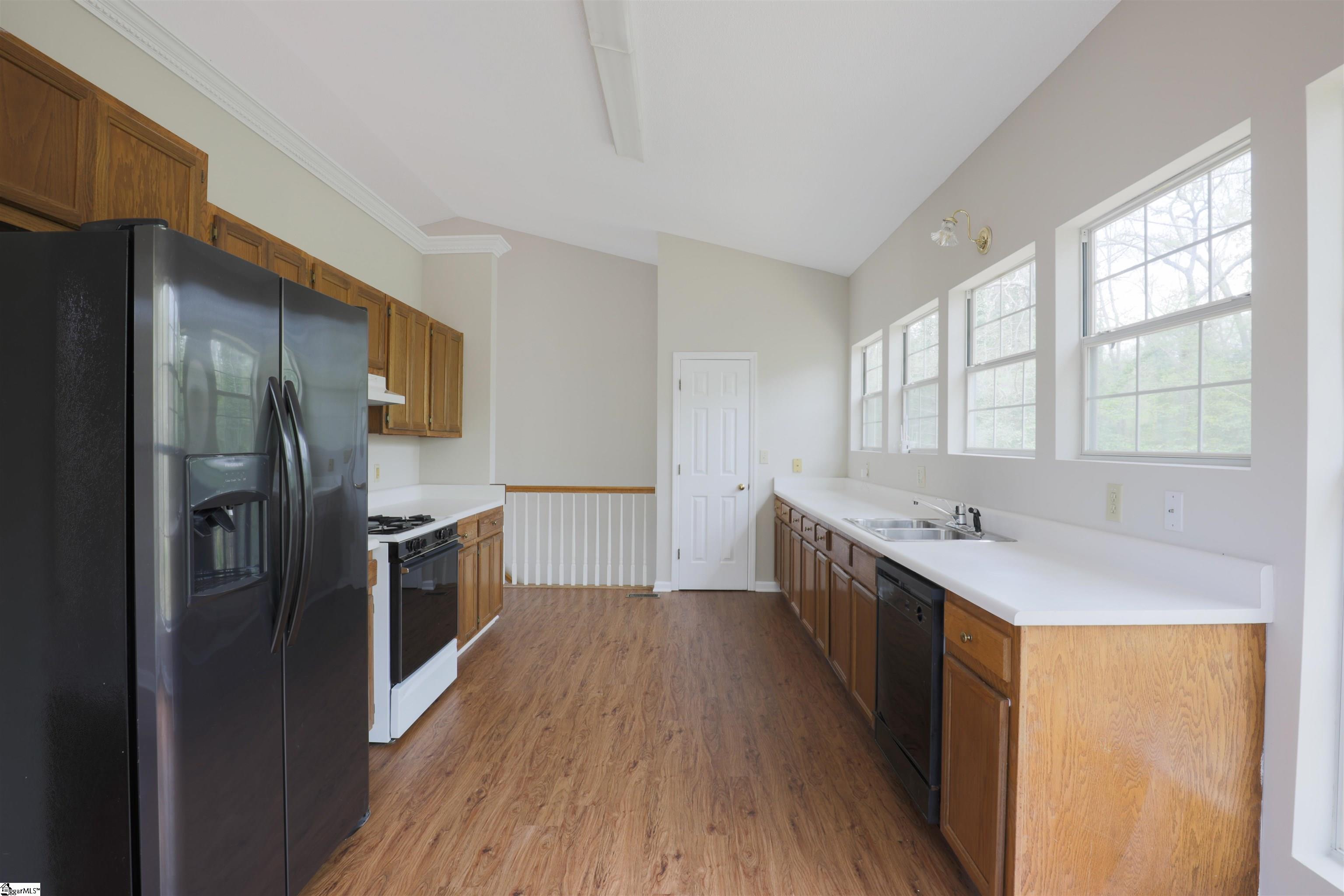 104 Riverside Lane Duncan, SC 29334 - Photo 4 of 15 Gallery Image 4