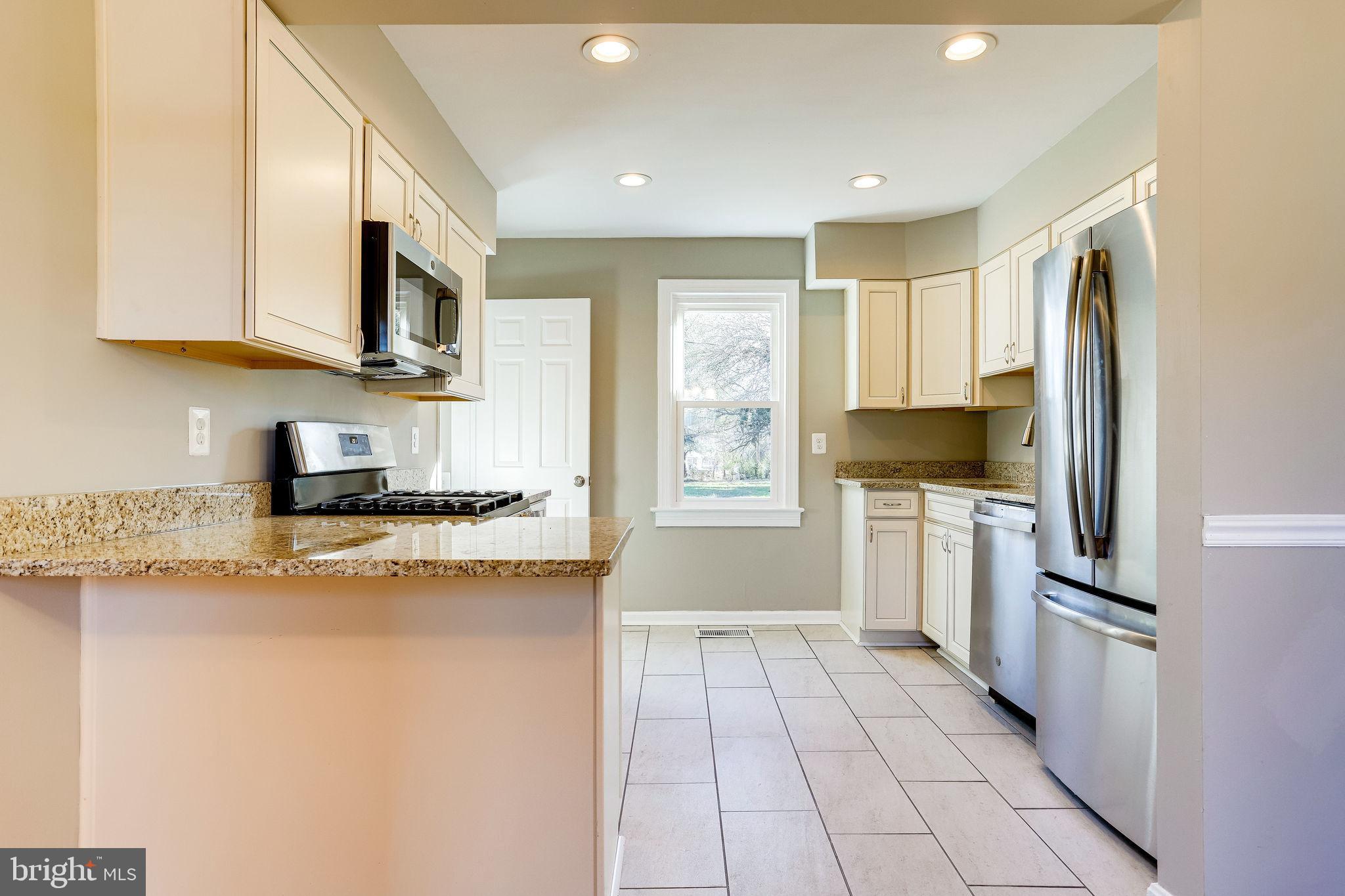 4105 Buckman Road Alexandria, VA 22309 - Photo 5 of 39 New Ceramic Tile