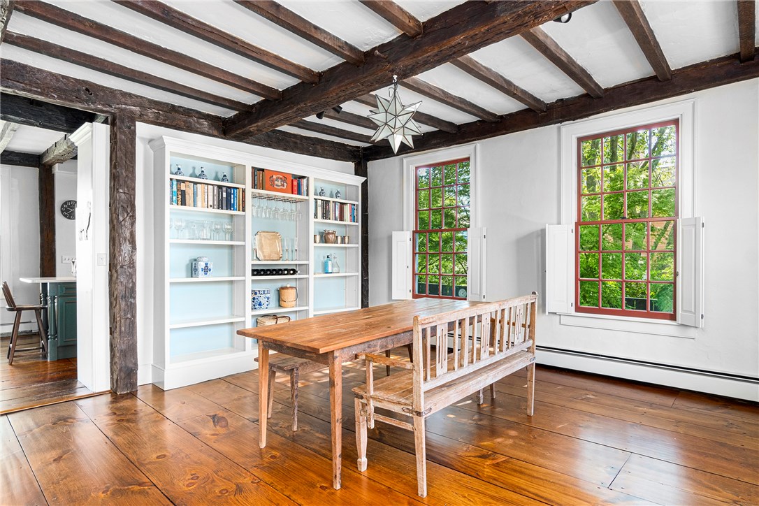 67 Bridge Street Newport, RI 02840 - Photo 11 of 50