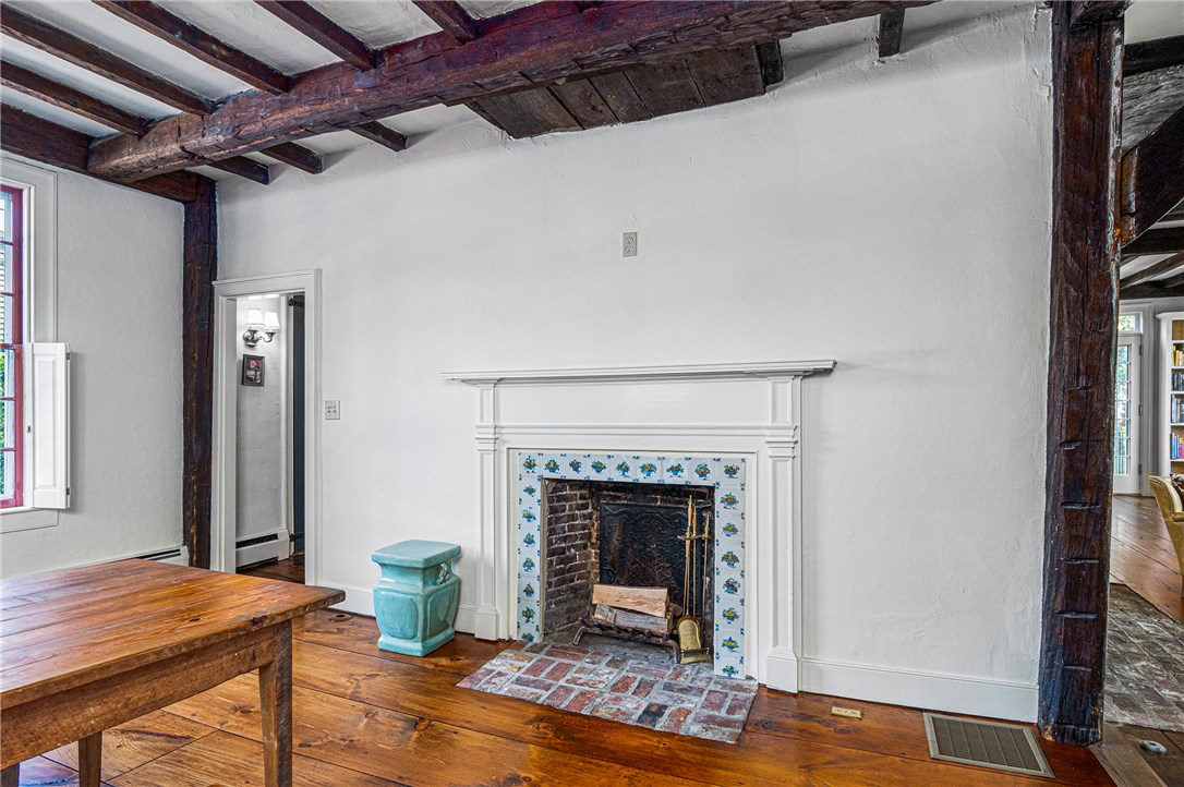 67 Bridge Street Newport, RI 02840 - Photo 12 of 50