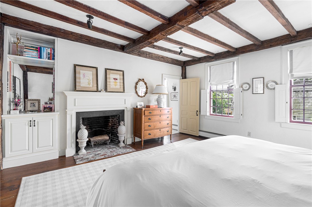 67 Bridge Street Newport, RI 02840 - Photo 15 of 50