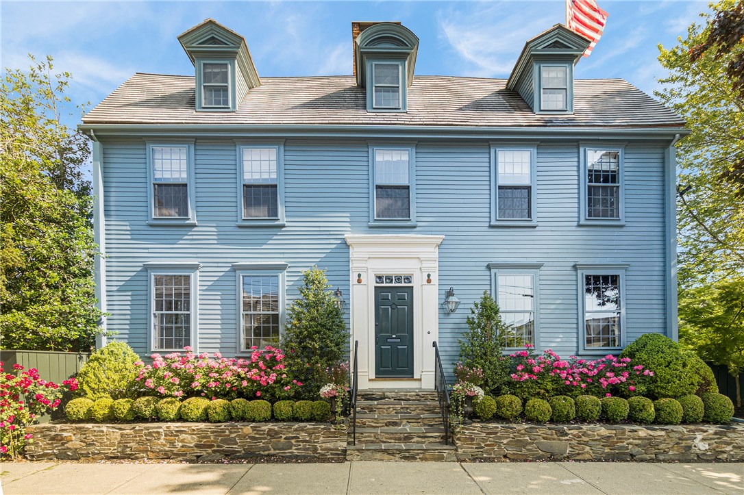 67 Bridge Street Newport, RI 02840 - Photo 2 of 50