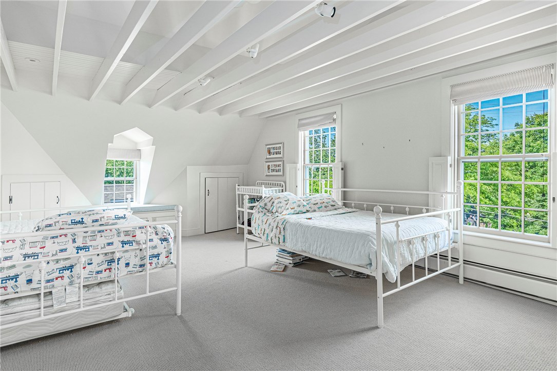 67 Bridge Street Newport, RI 02840 - Photo 23 of 50