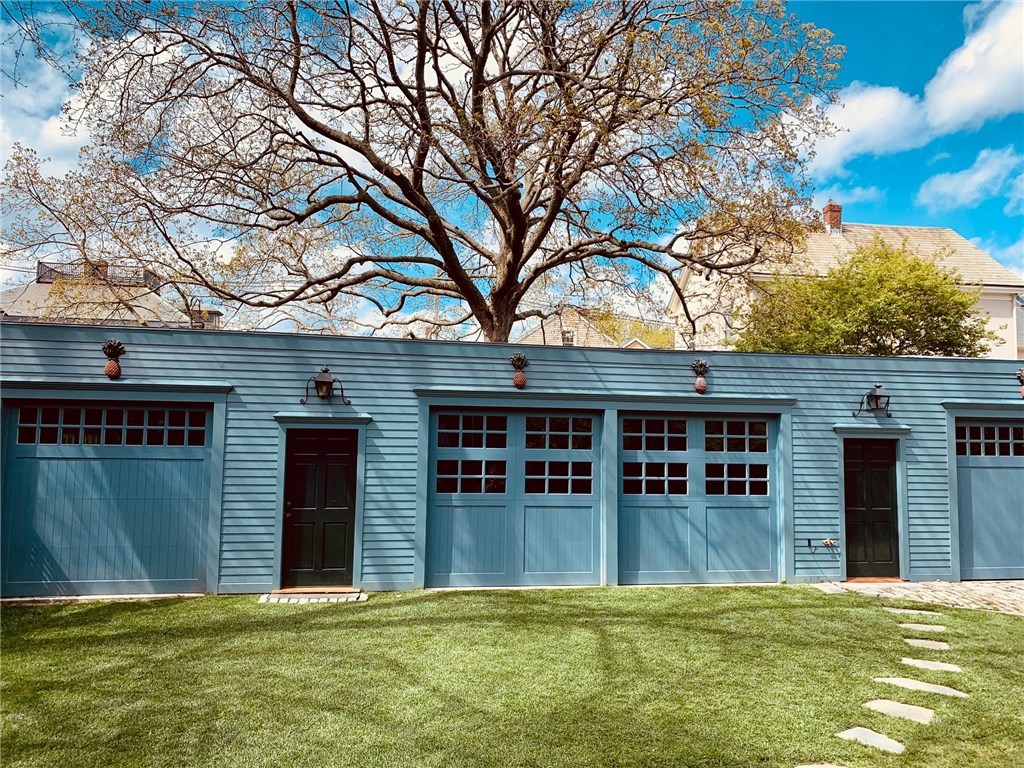 67 Bridge Street Newport, RI 02840 - Photo 38 of 50