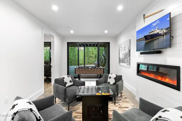 $4,000,000 | 674 Leland Creek Circle, Winter Park, CO 80482