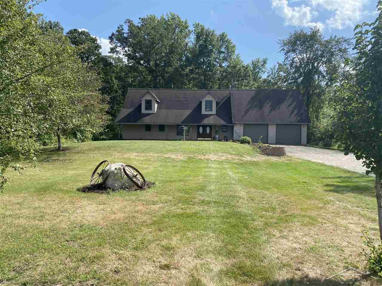 18085 Roosevelt Road Merrill, MI 48637 - Photo 3 of 33