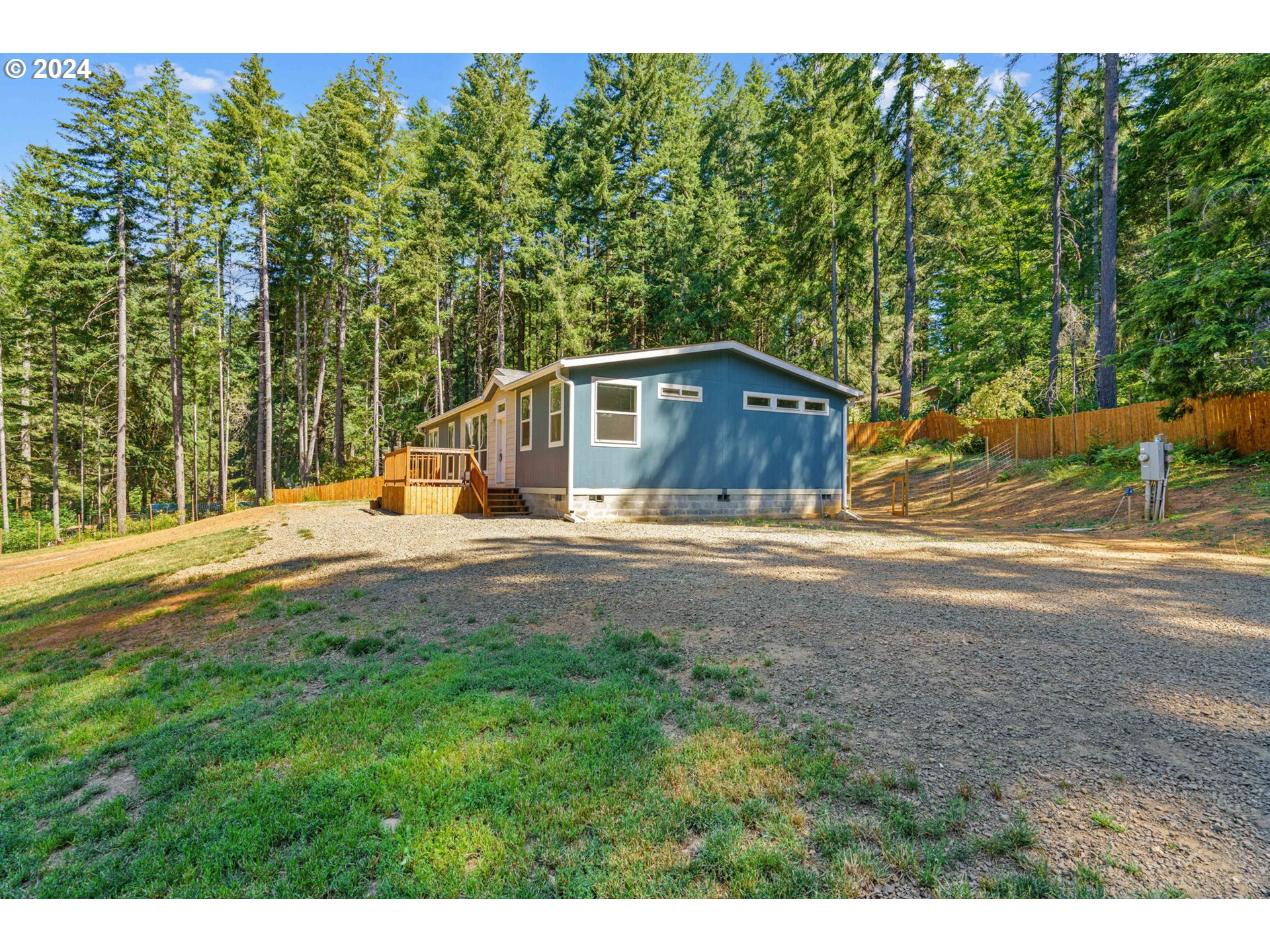22119 Fisk Road Noti, OR 97461 - Photo 4 of 34 Gallery Image 4