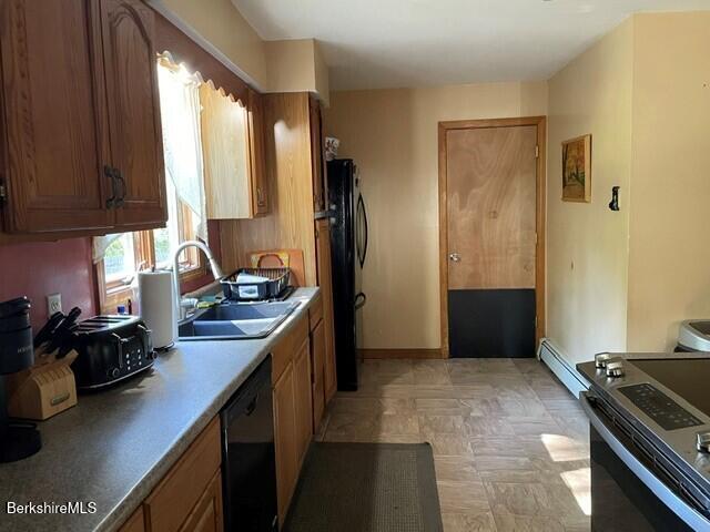 118 Winesap Road Pittsfield, MA 01201 - Photo 6 of 40 kitchen1