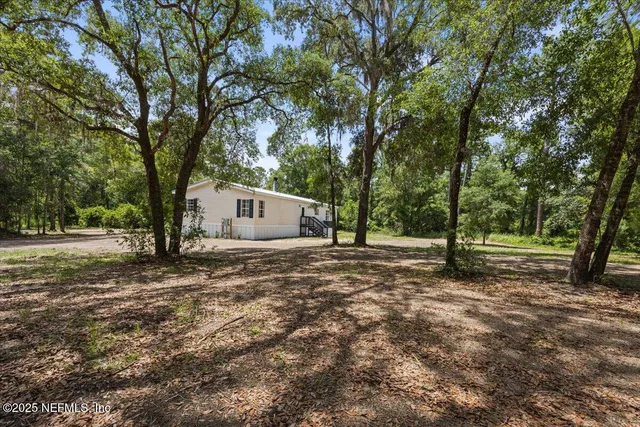 $298,000 | 124 Knight Drive, Florahome, FL 32140