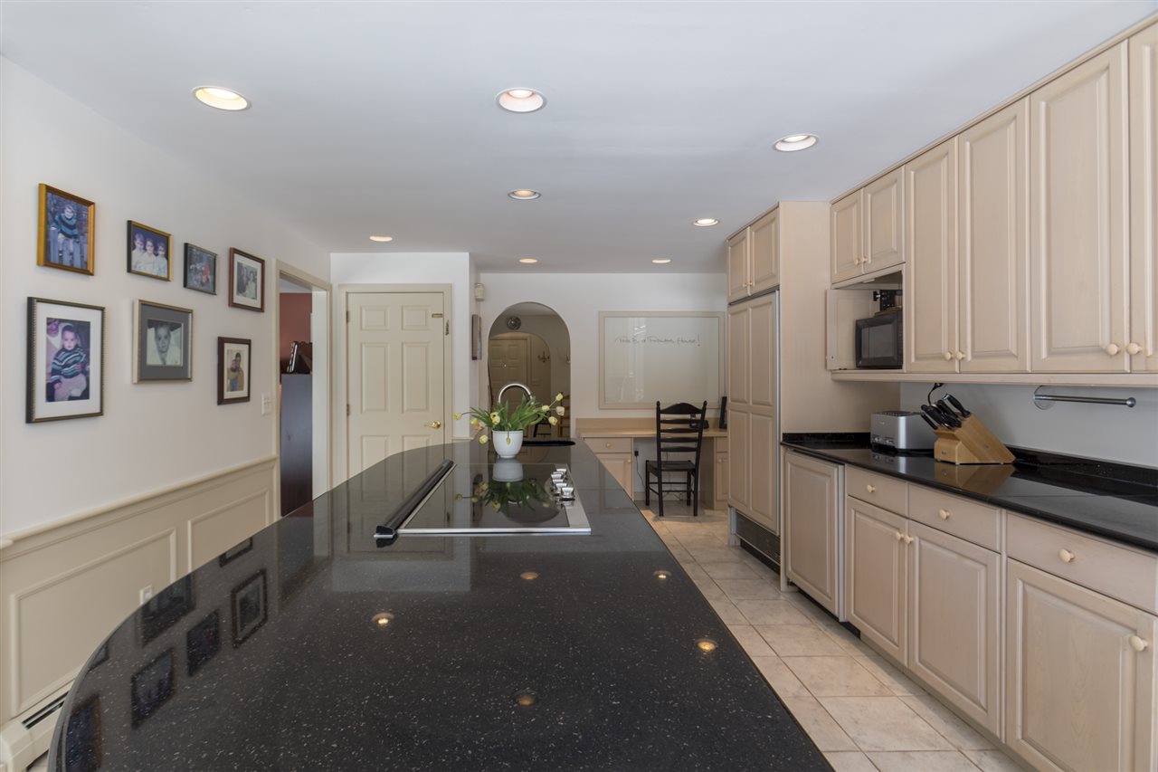 100 3 Mile Road Hanover, NH 03750 - Photo 3 of 28
