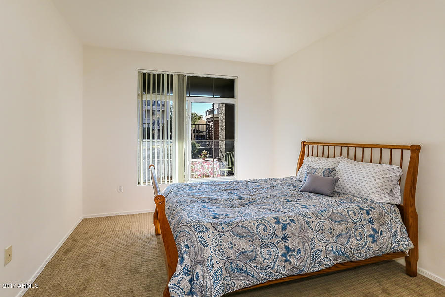 909 East Camelback Road, Unit 1127 Phoenix, AZ 85014 - Photo 15 of 18 909 E Camelback-10