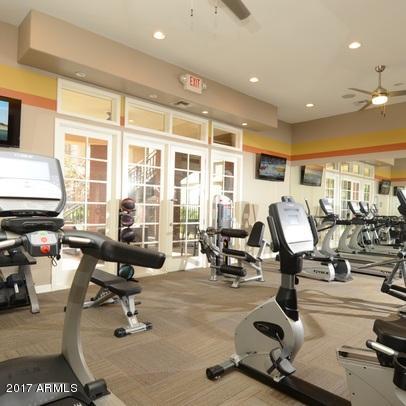 909 East Camelback Road, Unit 1127 Phoenix, AZ 85014 - Photo 8 of 18 Work Out 909