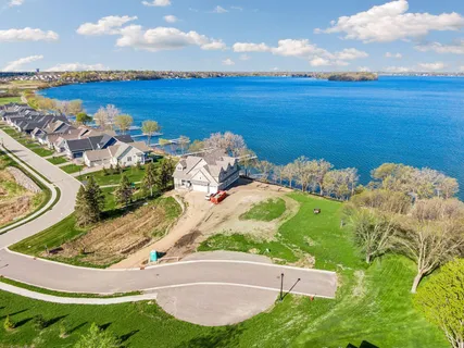 $2,499,900 | 202 Sandy Shores Road, Waconia, MN 55387