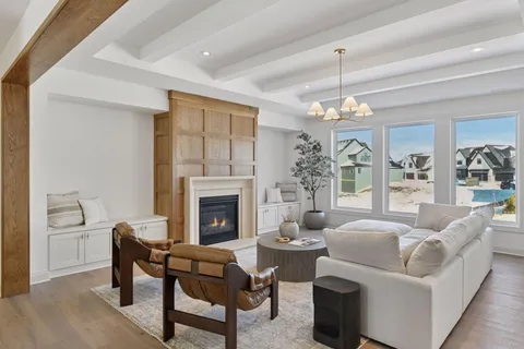 $2,499,900 | 202 Sandy Shores Road, Waconia, MN 55387