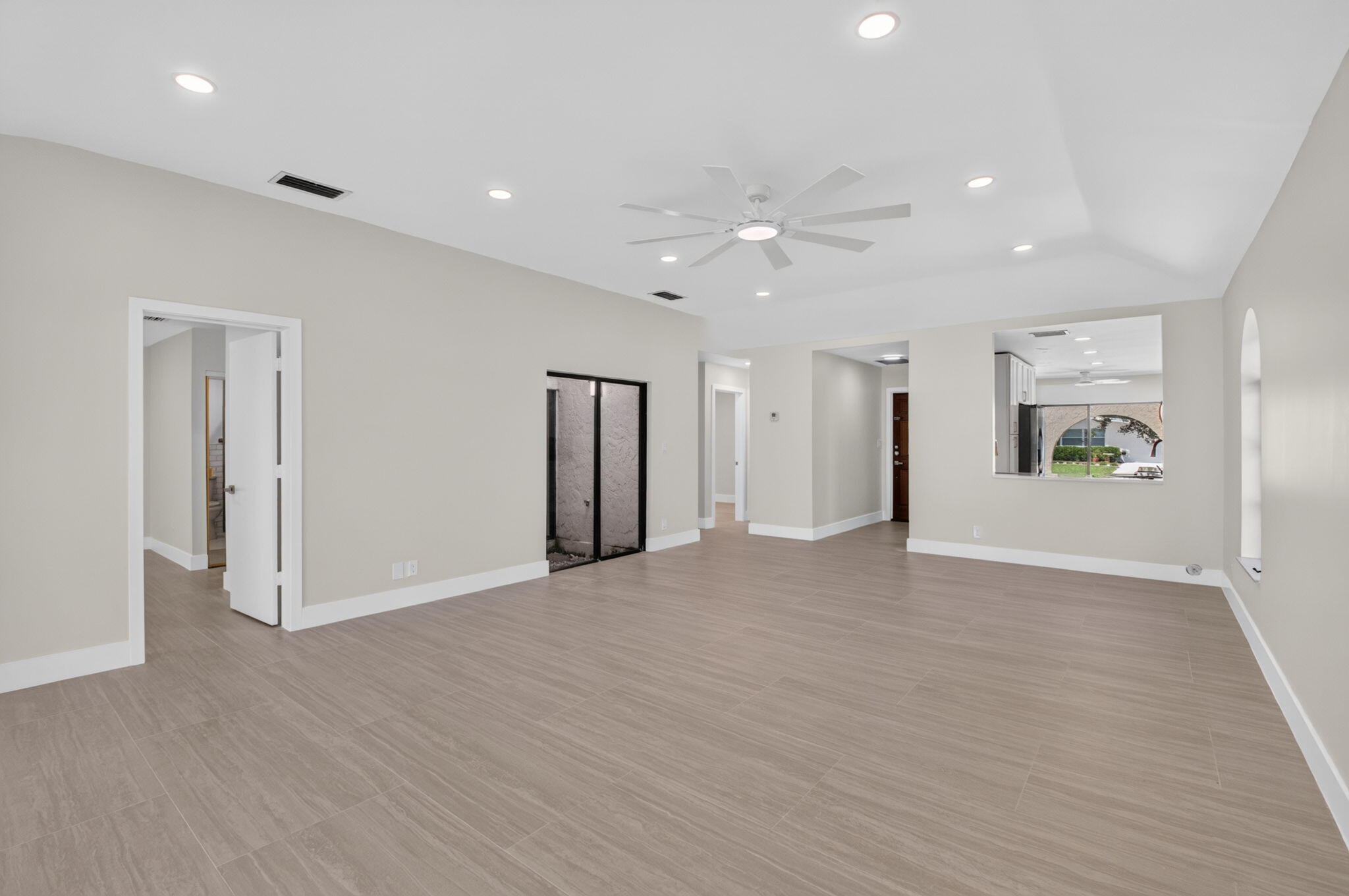 4398 Northeast 5th Avenue Boca Raton, FL 33431 - Photo 15 of 39 14-web-or-mls-DSC_3153