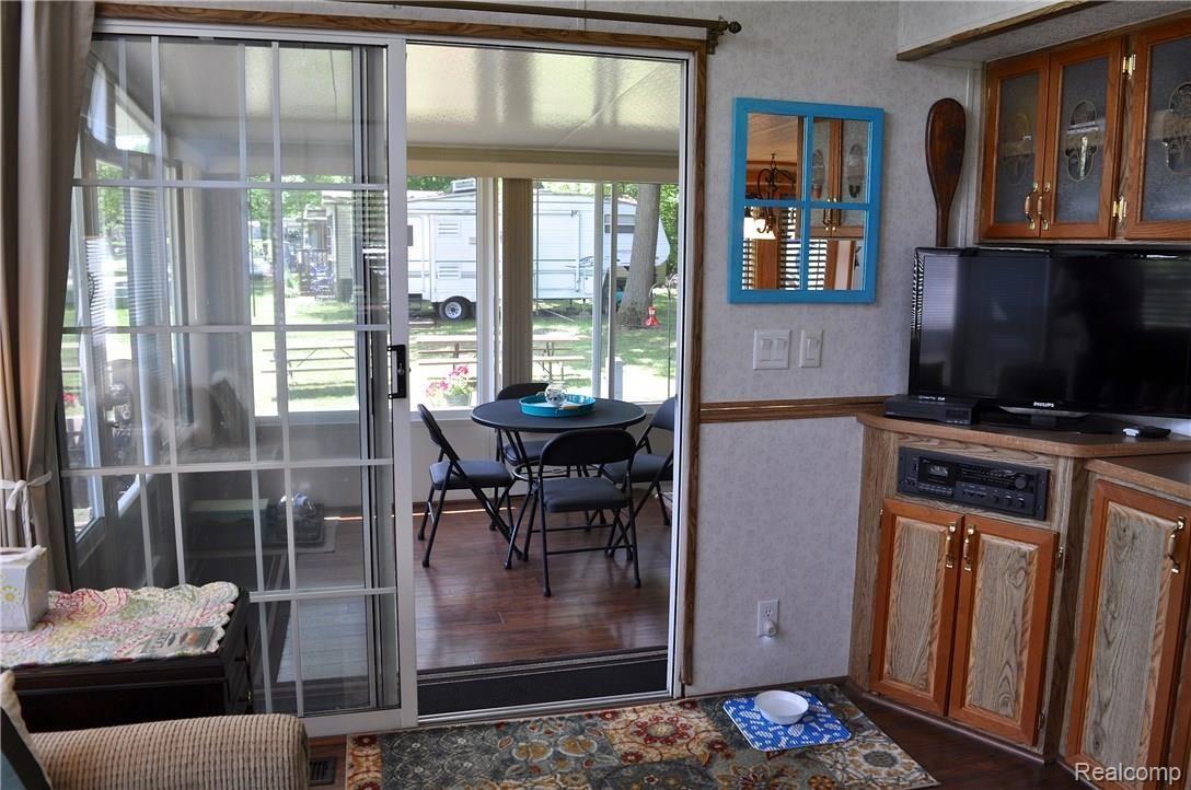 965 Tyrrell Road, Unit 43/44 Bancroft, MI 48414 - Photo 6 of 36 965T 6.JPG