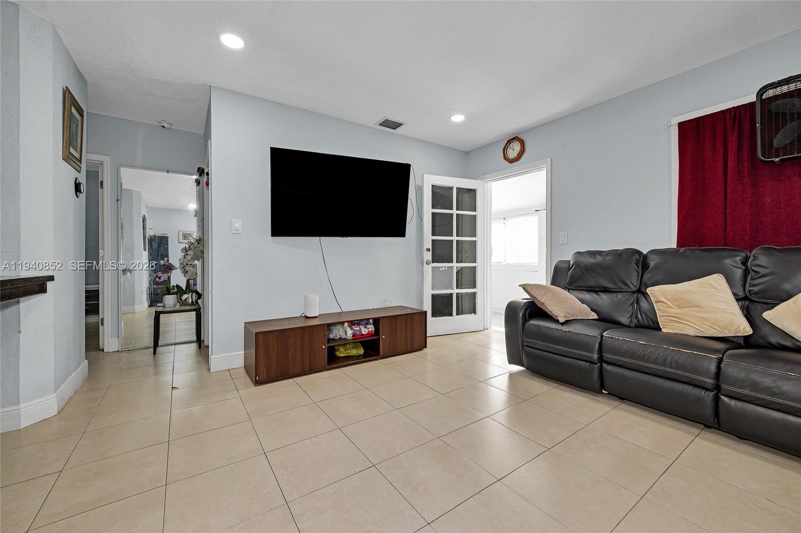 1401 Northwest 44th Street Miami, FL 33142 - Photo 14 of 38