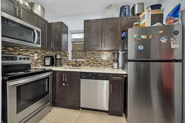 $425,000 | 1401 Northwest 44th Street, Miami, FL 33142