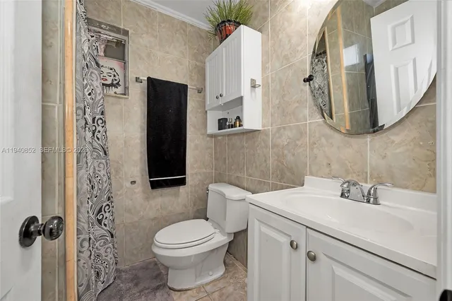 $425,000 | 1401 Northwest 44th Street, Miami, FL 33142