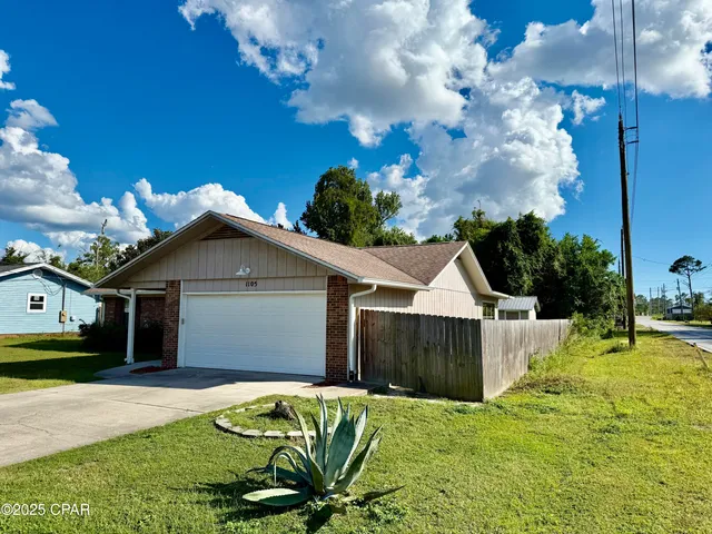 $279,000 | 1105 West 19th Street, Lynn Haven, FL 32444