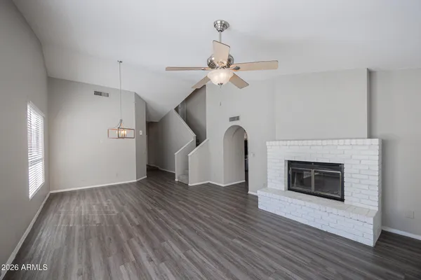 $2,350 | 25 South Ocean Drive, Gilbert, AZ 85233