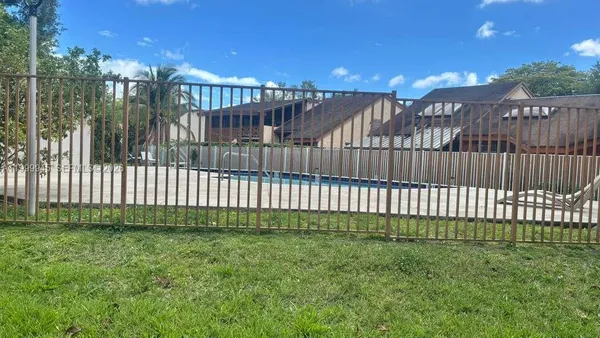$4,800 | 11460 Southwest 73rd Street, Miami, FL 33173