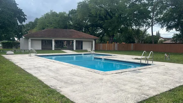 $4,800 | 11460 Southwest 73rd Street, Miami, FL 33173