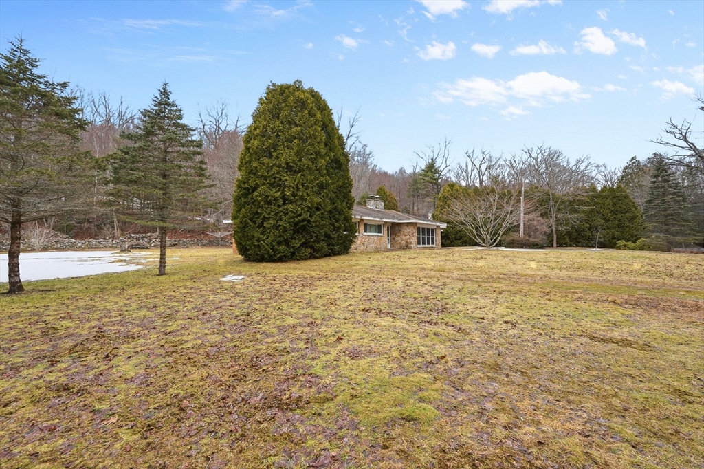 30 Bond Road Charlton, MA 01507 - Photo 31 of 35 Gallery Image 31
