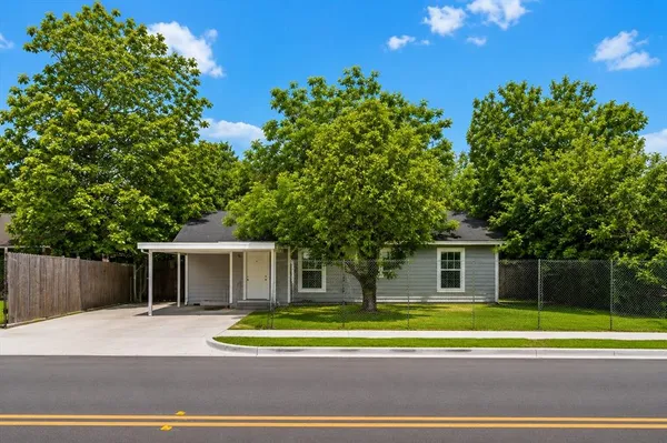 $155,000 | 3520 Bagby Avenue, Waco, TX 76711