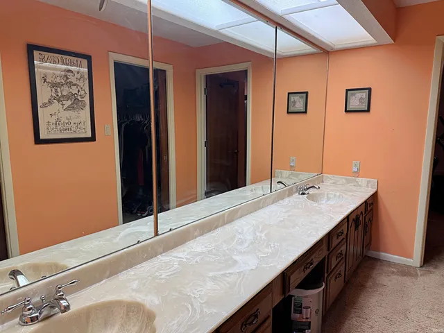 $459,900 | 550 Highway 59, Linton, IN 47441