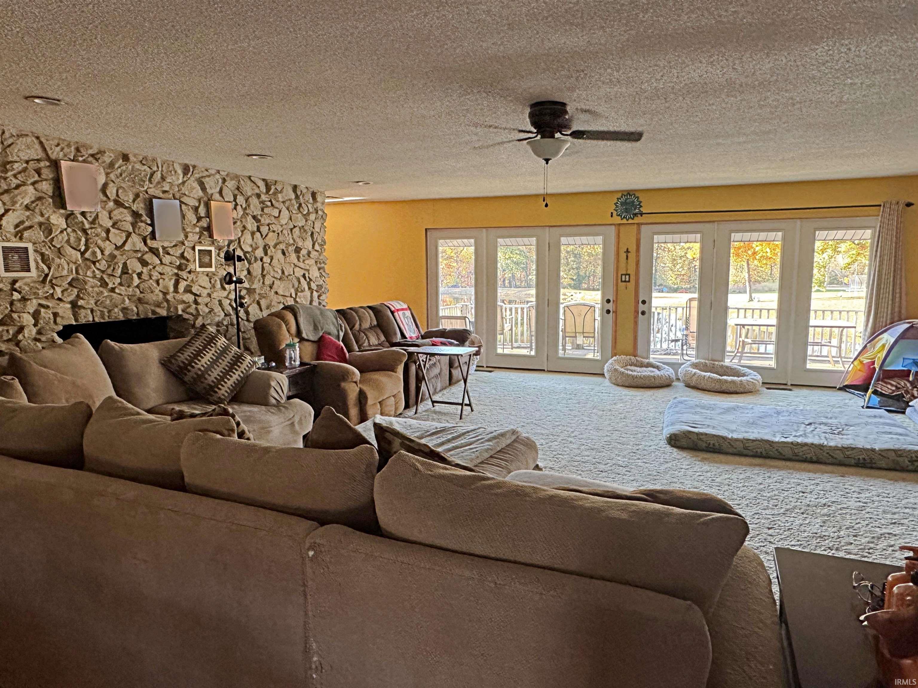 550 Highway 59 Linton, IN 47441 - Photo 2 of 34