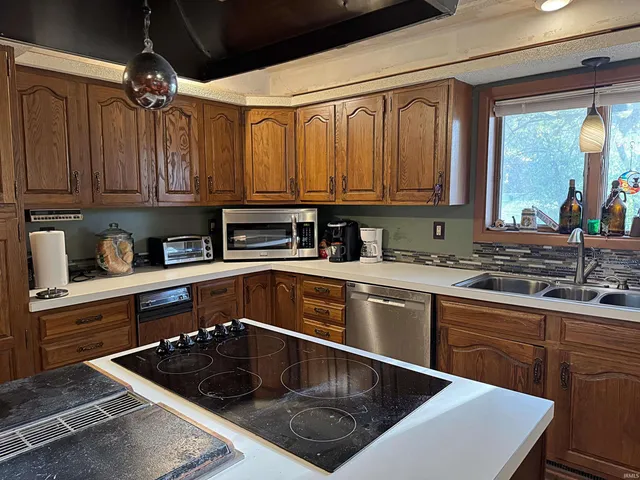 $459,900 | 550 Highway 59, Linton, IN 47441