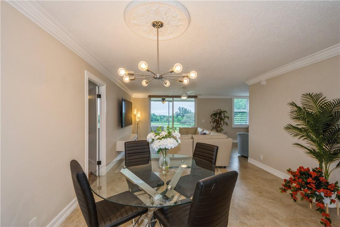 6000 Northwest 2nd Avenue, Unit 437 Boca Raton, FL 33487 - Photo 10 of 22 Dining Area