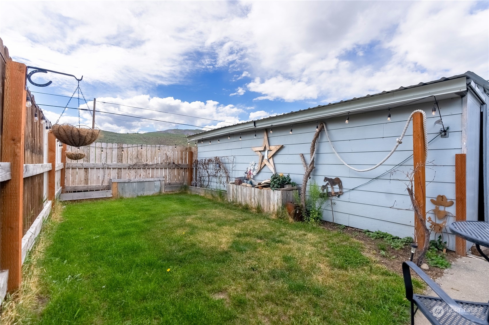 124 State Frontage Road Tonasket, WA 98855 - Photo 10 of 37 Gallery Image 10