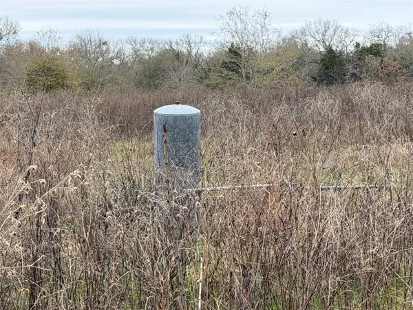 $449,000 | 8590 Hammond Road, Calvert, TX 77837