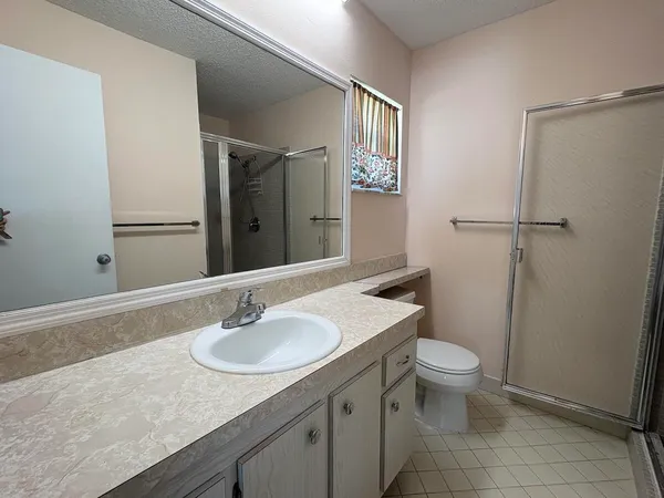 $2,300 | 2003 Southwest 18th Street, Boynton Beach, FL 33426