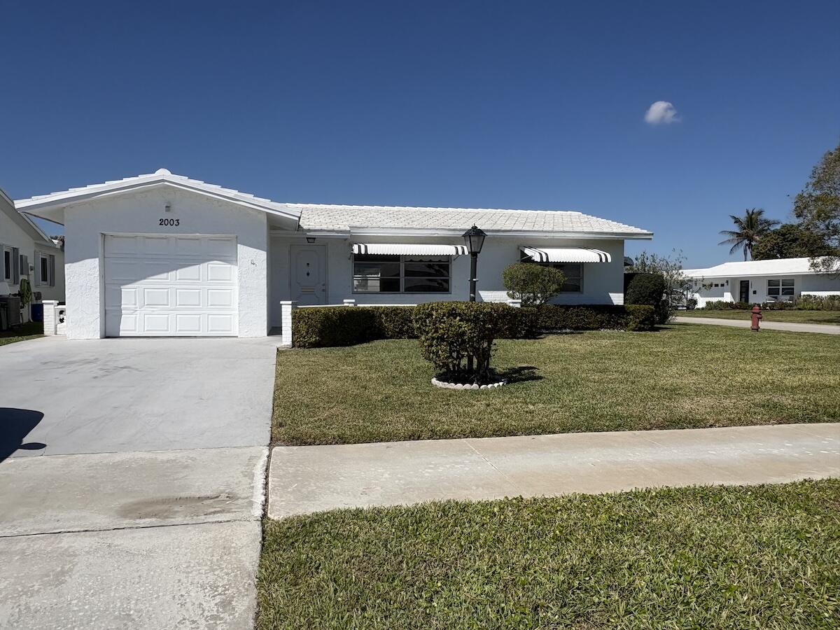 2003 Southwest 18th Street Boynton Beach, FL 33426 - Photo 2 of 27 IMG_5443