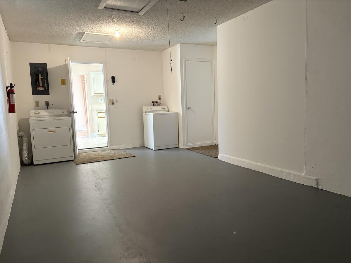 2003 Southwest 18th Street Boynton Beach, FL 33426 - Photo 24 of 27 IMG_5330