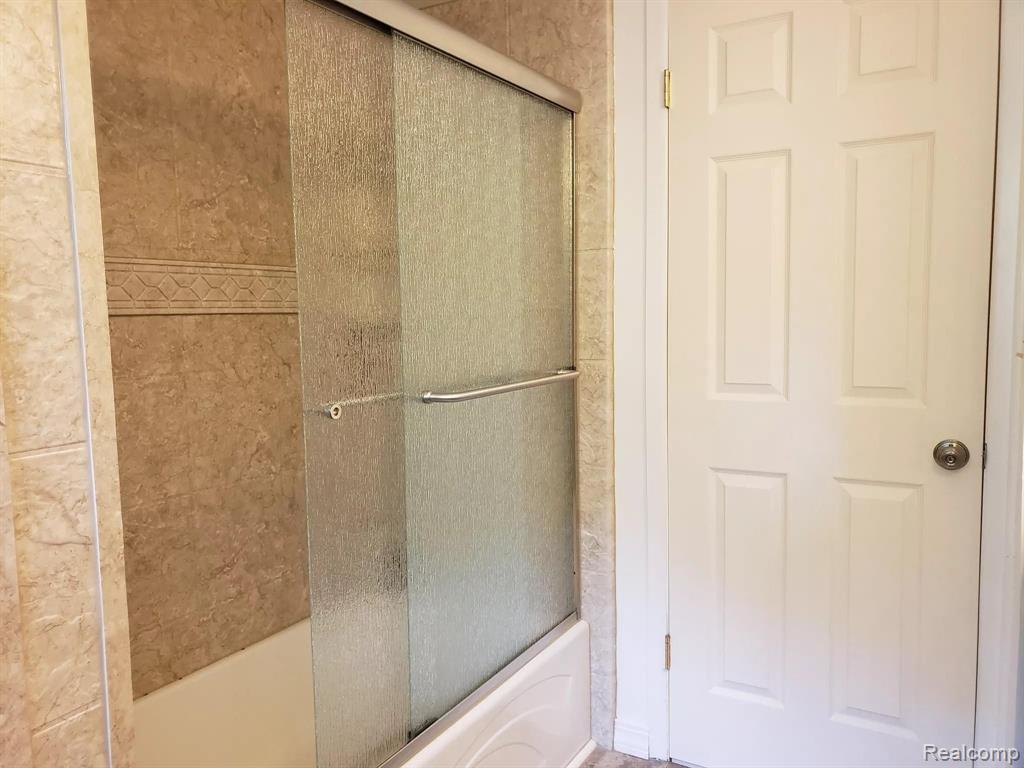 7520 Chichester Road Canton, MI 48187 - Photo 43 of 49