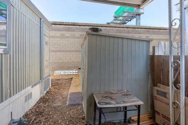 a view of outdoor space