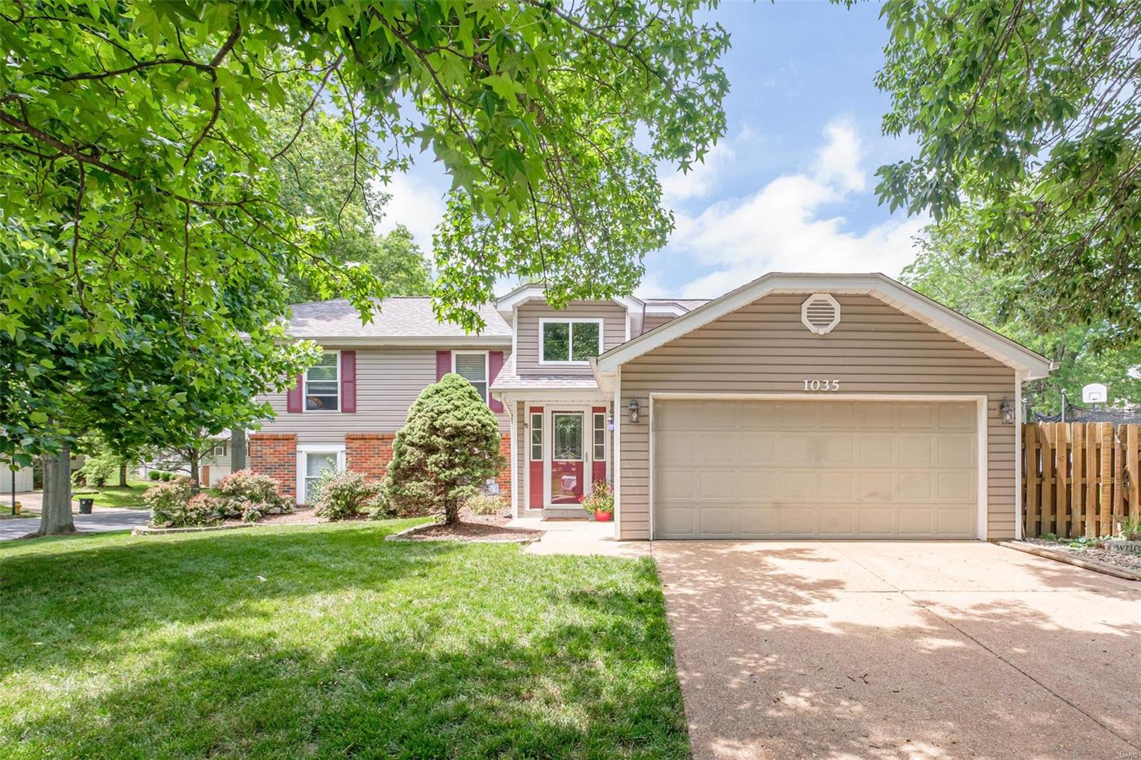 1035 Timberfield Drive Ballwin, MO 63021 - Photo 1 of 31 Gallery Image 1