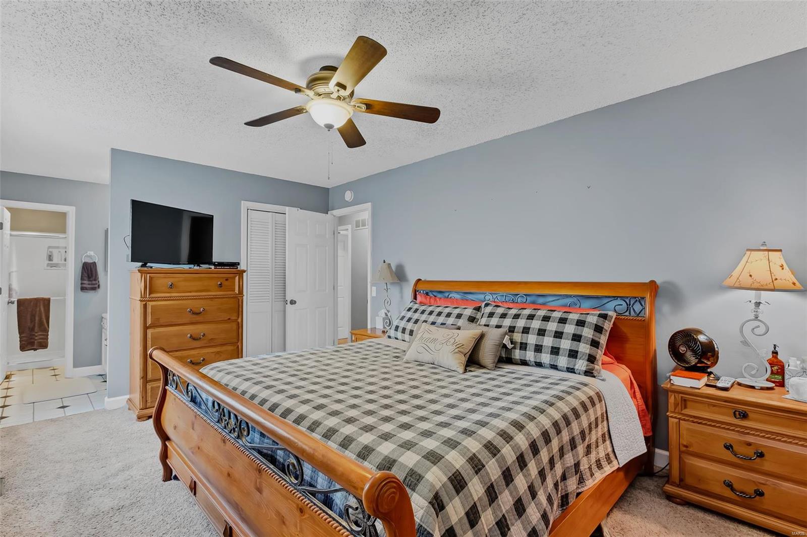 1035 Timberfield Drive Ballwin, MO 63021 - Photo 17 of 31 Gallery Image 17